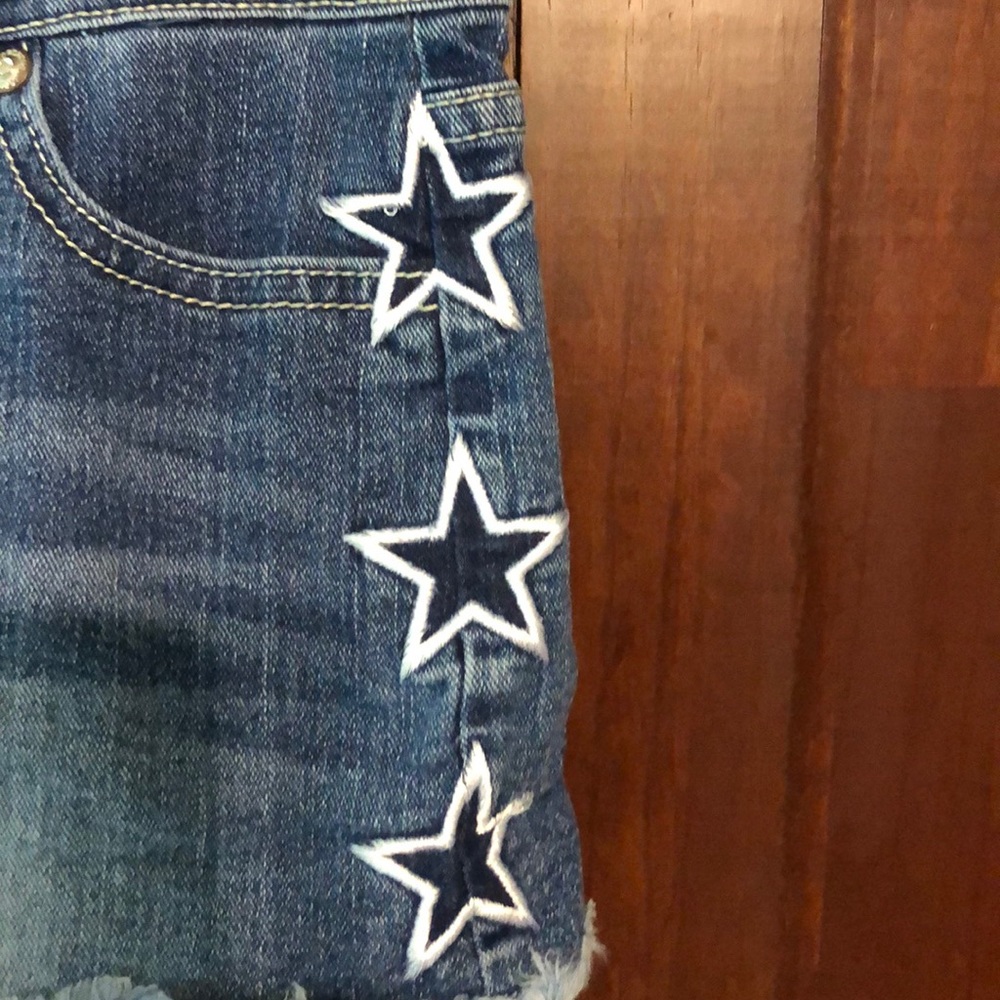 Shorts - Picture 2 of 2